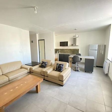 T2 En Rdc Calme Et Central 5Min A Pieds De La Gare Apartment Roanne Exterior photo