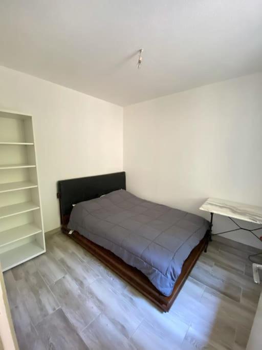 T2 En Rdc Calme Et Central 5Min A Pieds De La Gare Apartment Roanne Exterior photo